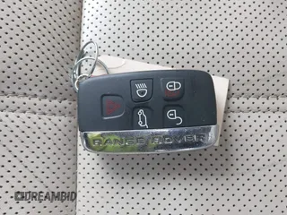 2015 Land Rover Range Rover HSE z VIN SALGS2VF4FA220237, wystawiony jako IAAI lot #41087301 z przebiegiem 110 309 mil mil oraz . Historia ofert i sprzedaży dostępna na DreamBid. Obrazek 11.