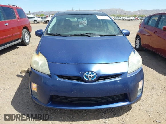 2010 Toyota Prius II with VIN JTDKN3DU2A0045452, listed as a IAAI auction lot 42149310 with 211,759 mi miles. Bid and sale history available at carsss.com. Image 6.