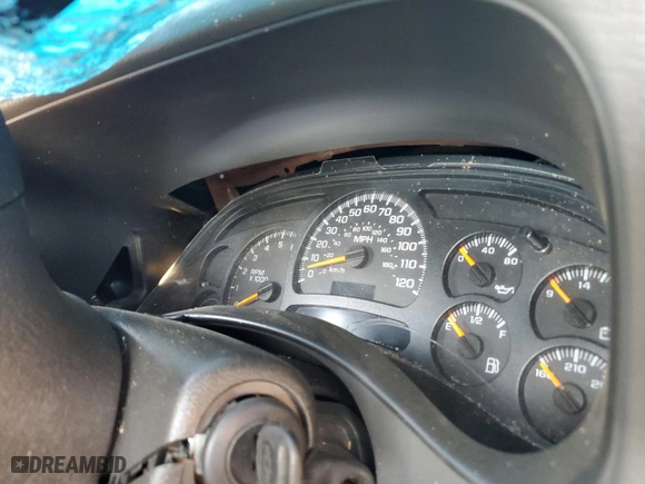 2005 Chevrolet Silverado 1500 LT with VIN 2GCEC19T351160935, listed as a Copart auction lot 70508934 with 0 mi miles and Non Repairable. Bid and sale history available at carsss.com. Image 9.