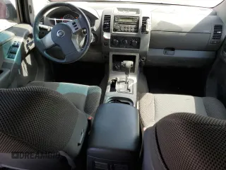 2006 Nissan Pathfinder SE z VIN 5N1AR18W36C636519, wystawiony jako Copart lot #54298465 z przebiegiem 190 158 mil mil oraz Szkody całkowita. Historia ofert i sprzedaży dostępna na DreamBid. Obrazek 8.