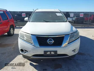 2015 Nissan Pathfinder SV with VIN 5N1AR2MN8FC668305, listed as a IAAI auction lot 41779780 with 216,818 mi miles. Bid and sale history available at carsss.com. Image 12.