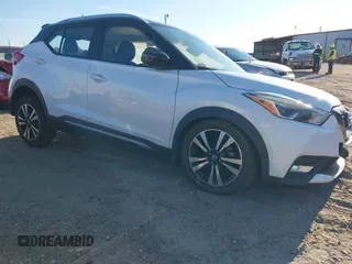 2018 Nissan Kicks S with VIN 3N1CP5CU1JL545913, listed as a IAAI auction lot 41011464 with 101,743 mi miles. Bid and sale history available at carsss.com. Image 1.
