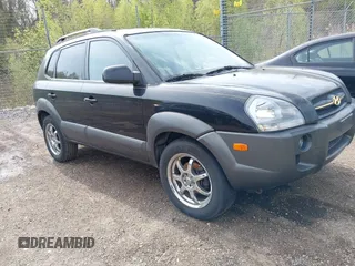 2005 Hyundai Tucson GLS with VIN KM8JN12D55U053476, listed as a IAAI auction lot 42118213 with 202,475 mi miles. Bid and sale history available at carsss.com. Image 1.