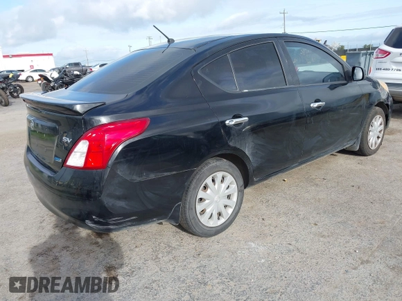 2014 Nissan Versa SV with VIN 3N1CN7APXEL831487, listed as a IAAI auction lot 41916327 with 130,304 mi miles. Bid and sale history available at carsss.com. Image 4.