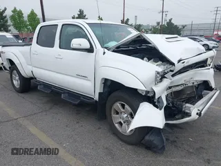 2015 Toyota Tacoma PreRunner with VIN 3TMKU4HN7FM043714, listed as a IAAI auction lot 42179707 with 151,092 mi miles and . Bid and sale history available at DreamBid. Image 1.