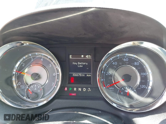 2016 Chrysler Town & Country Limited Platinum with VIN 2C4RC1GG8GR215892, listed as a IAAI auction lot 41779400 with 156,678 mi miles. Bid and sale history available at carsss.com. Image 7.