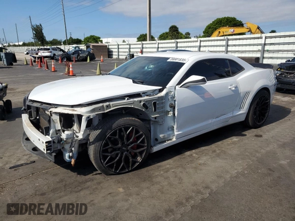 2015 Chevrolet Camaro LT z VIN 2G1FD1E30F9219359, wystawiony jako Copart lot #56681835 z przebiegiem 79 771 mil mil oraz Szkoda całkowita • Salvage title. Historia ofert i sprzedaży dostępna na DreamBid. Obrazek 1.