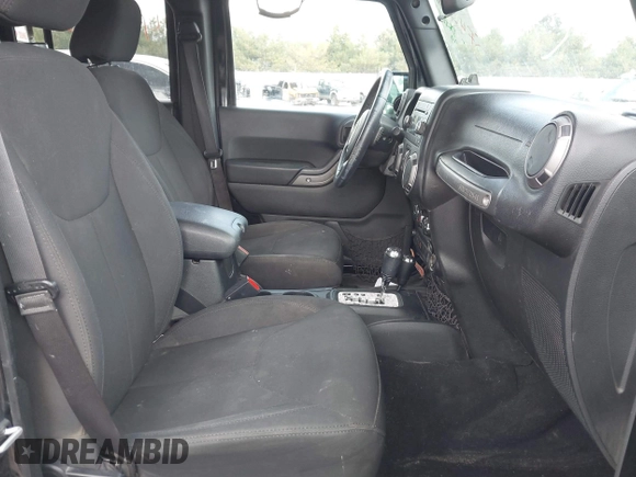 2017 Jeep Wrangler Unlimited Sport с VIN 1C4BJWDG8HL683432, выставлен на аукционе IAAI как лот 42183240 с пробегом 144 925 миль миль и . История ставок и продаж доступна на DreamBid. Изображение 5.