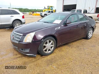 2008 Cadillac CTS RWD z VIN 1G6DF577680213369, wystawiony jako IAAI lot #42165154 z przebiegiem 248 369 mil mil oraz . Historia ofert i sprzedaży dostępna na DreamBid. Obrazek 2.