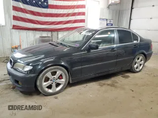 2004 BMW 3 Series 330i with VIN WBAEV53484KM32958, listed as a Copart auction lot 48792035 with 192,471 mi miles and Salvage Title. Bid and sale history available at carsss.com. Image 1.