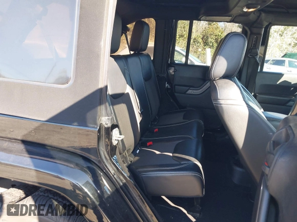 2016 Jeep Wrangler Unlimited Sport with VIN 1C4BJWDG1GL226069, listed as a IAAI auction lot 41003276 with 88,015 mi miles and . Bid and sale history available at DreamBid. Image 8.