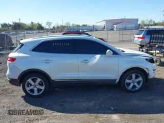 2018 Lincoln MKC Premiere with VIN 5LMCJ1D97JUL07161, listed as a IAAI auction lot 42048564 with 169,177 mi miles and . Bid and sale history available at DreamBid. Image 14.