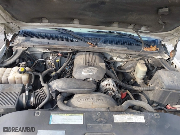 2001 Chevrolet Silverado 1500 LT with VIN 2GCEC19TX11144290, listed as a IAAI auction lot 41709661 with 405,583 mi miles. Bid and sale history available at carsss.com. Image 10.