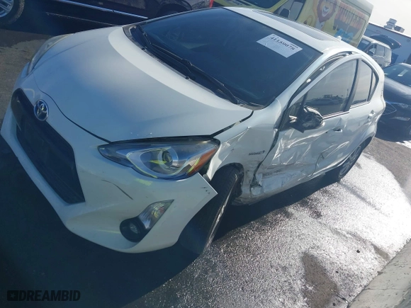 2015 Toyota Prius c One with VIN JTDKDTB35F1114505, listed as a IAAI auction lot 41159078 with 126,335 mi miles. Bid and sale history available at carsss.com. Image 6.