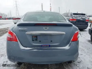 2011 Nissan Maxima 3.5 S with VIN 1N4AA5AP7BC869115, listed as a IAAI auction lot 41617813 with 132,000 mi miles. Bid and sale history available at carsss.com. Image 17.
