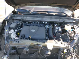 2021 Toyota Highlander L with VIN 5TDCZRBH8MS070150, listed as a IAAI auction lot 41642207 with 32,791 mi miles and . Bid and sale history available at DreamBid. Image 10.