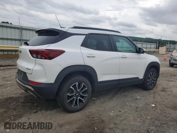 2021 Chevrolet TrailBlazer ACTIV with VIN KL79MSSL6MB030240, listed as a Copart auction lot 55390644 with 55,108 mi miles and Salvage Title. Bid and sale history available at DreamBid. Image 3.