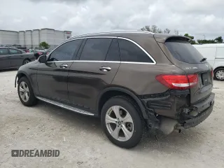 2018 Mercedes-Benz GLC 300 z VIN WDC0G4JBXJV060367, wystawiony jako Copart lot #64469195 z przebiegiem 105 569 mil mil oraz Szkoda całkowita • Salvage title. Historia ofert i sprzedaży dostępna na DreamBid. Obrazek 2.