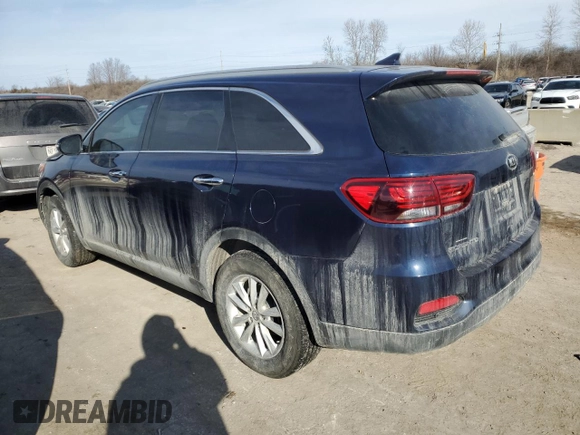 2019 Kia Sorento L z VIN 5XYPG4A32KG463068, wystawiony jako Copart lot #89367895 z przebiegiem Nie podano mil oraz Szkoda całkowita • Salvage title. Historia ofert i sprzedaży dostępna na DreamBid. Obrazek 2.