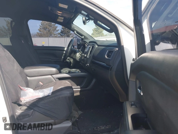 2018 Nissan Titan XD SV with VIN 1N6BA1F40JN523851, listed as a IAAI auction lot 41800730 with 104,527 mi miles. Bid and sale history available at carsss.com. Image 5.
