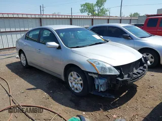 2011 Nissan Altima S with VIN 1N4AL2AP8BN488922, listed as a IAAI auction lot 42037880 with 253,998 mi miles and . Bid and sale history available at carsss.com. Image 1.