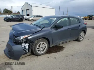 2024 Subaru Impreza z VIN JF1GUABCXR8886106, wystawiony jako Copart lot #49258025 z przebiegiem 5600 mil mil oraz Szkoda całkowita • Salvage title. Historia ofert i sprzedaży dostępna na DreamBid. Obrazek 1.