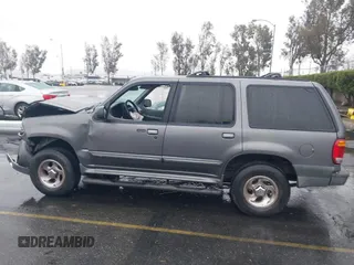 1999 Ford Explorer XLT с VIN 1FMZU32E1XZA45441, выставлен на аукционе IAAI как лот 41501278 с пробегом 153 062 миль миль и . История ставок и продаж доступна на DreamBid. Изображение 14.