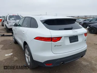 2018 Jaguar F-PACE 30t Premium with VIN SADCJ2GX5JA235163, listed as a IAAI auction lot 41526626 with 135,160 mi miles. Bid and sale history available at carsss.com. Image 3.