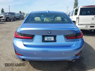 2022 BMW 3 Series 330e with VIN 3MW5P7J01N8C37289, listed as a IAAI auction lot 41765524 with 1 mi miles. Bid and sale history available at carsss.com. Image 16.