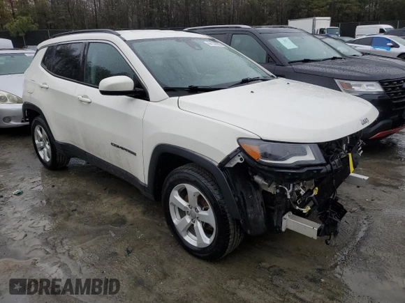 2018 Jeep Compass Altitude with VIN 3C4NJDBBXJT331696, listed as a Copart auction lot 44139355 with 107,443 mi miles and Salvage Title. Bid and sale history available at carsss.com. Image 4.