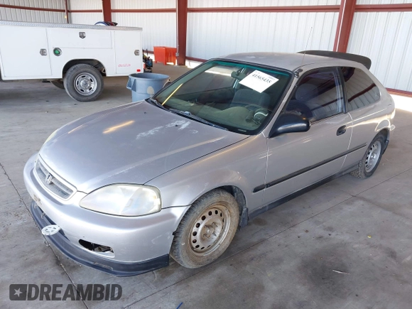 2000 Honda Civic CX with VIN 2HGEJ6329YH109973, listed as a IAAI auction lot 41565435 with 205,462 mi miles. Bid and sale history available at carsss.com. Image 2.