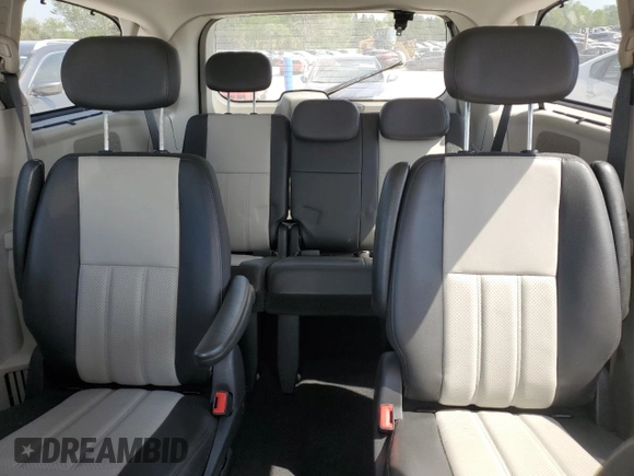 2010 Chrysler Town & Country Touring Plus with VIN 2A4RR8DX3AR352140, listed as a Copart auction lot 53345725 with 89,278 mi miles and Salvage Title. Bid and sale history available at DreamBid. Image 10.
