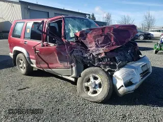1999 Isuzu Trooper S with VIN JACDJ58X7X7931091, listed as a Copart auction lot 44824285 with Not provided miles and Salvage title. Bid and sale history available at DreamBid. Image 12.
