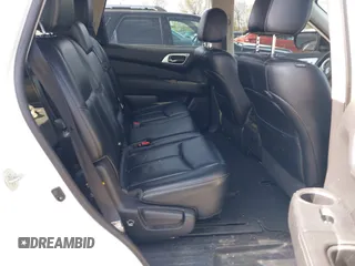 2017 Nissan Pathfinder SV z VIN 5N1DR2MN7HC695396, wystawiony jako IAAI lot #41899881 z przebiegiem 162 061 mil mil oraz . Historia ofert i sprzedaży dostępna na DreamBid. Obrazek 8.