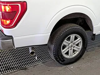 2022 Ford F-150 XL with VIN 1FTFW1ED0NFC36789, listed as a IAAI auction lot 42667375 with 36,281 mi miles and . Bid and sale history available at DreamBid. Image 1.
