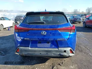 2019 Lexus UX 250h z VIN JTHU9JBH4K2015400, wystawiony jako IAAI lot #41525608 z przebiegiem Nie podano mil oraz . Historia ofert i sprzedaży dostępna na DreamBid. Obrazek 15.