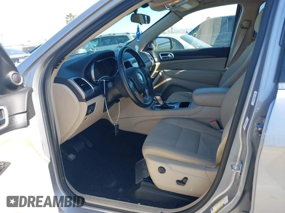2021 Jeep Grand Cherokee Laredo E with VIN 1C4RJEAG6MC719089, listed as a IAAI auction lot 39290041 with 44,726 mi miles and . Bid and sale history available at DreamBid. Image 5.