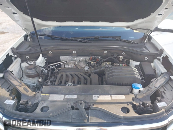 2021 Volkswagen Atlas SEL with VIN 1V2BR2CAXMC522670, listed as a IAAI auction lot 42110724 with 58,802 mi miles and . Bid and sale history available at DreamBid. Image 10.