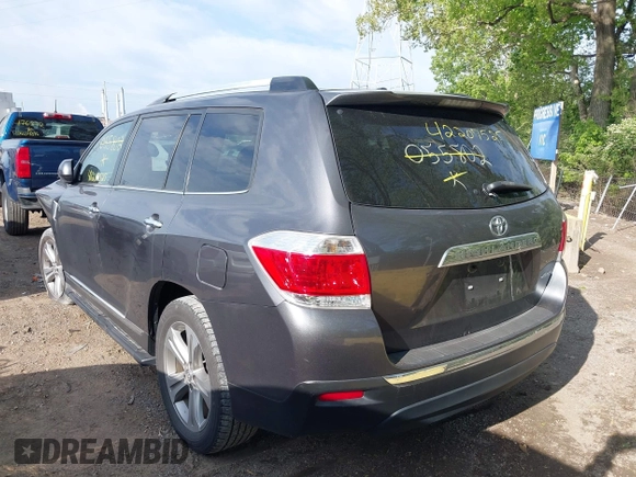 2011 Toyota Highlander Limited with VIN 5TDDK3EH7BS055802, listed as a IAAI auction lot 42207525 with 146,827 mi miles and . Bid and sale history available at DreamBid. Image 3.