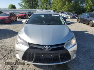 2015 Toyota Camry XLE z VIN 4T1BF1FKXFU100867, wystawiony jako Copart lot #58557775 z przebiegiem 343 934 mil mil oraz Szkoda całkowita • Salvage title. Historia ofert i sprzedaży dostępna na DreamBid. Obrazek 5.