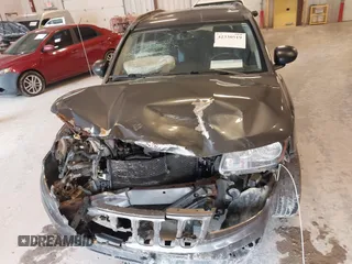 2016 Jeep Compass Sport with VIN 1C4NJDBB3GD805857, listed as a IAAI auction lot 42330519 with 135,578 mi miles and . Bid and sale history available at DreamBid. Image 6.