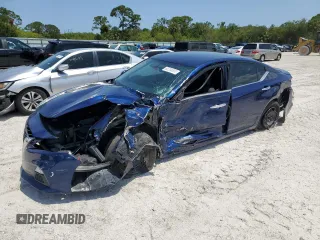 2020 Nissan Altima S z VIN 1N4BL4BV8LC115583, wystawiony jako Copart lot #55750585 z przebiegiem 105 214 mil mil oraz Nie do naprawy • Non repairable. Historia ofert i sprzedaży dostępna na DreamBid. Obrazek 1.