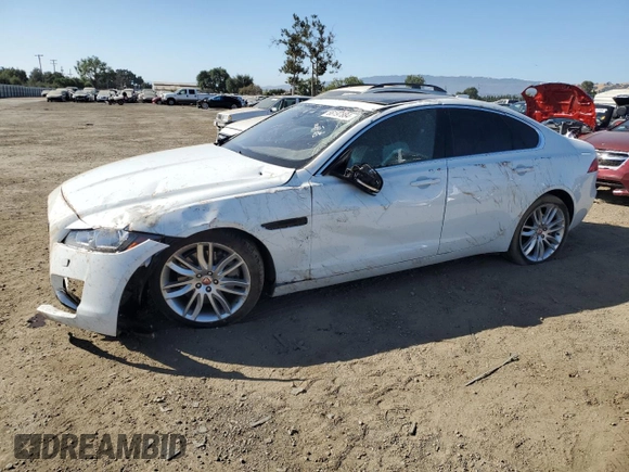 2016 Jaguar XF 35t Prestige with VIN SAJBE4BVXGCY02950, listed as a Copart auction lot 66197884 with 51,616 mi miles and Salvage Title. Bid and sale history available at carsss.com. Image 1.