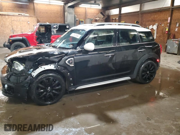 2018 MINI Countryman Cooper S with VIN WMZYT3C33J3E93371, listed as a Copart auction lot 80890684 with 73,455 mi miles and Salvage Title. Bid and sale history available at carsss.com. Image 1.