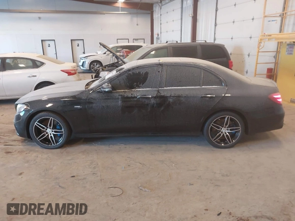 2020 Mercedes-Benz E AMG E 53 with VIN WDDZF6BB8LA743565, listed as a IAAI auction lot 41369870 with 59,726 mi miles. Bid and sale history available at carsss.com. Image 14.
