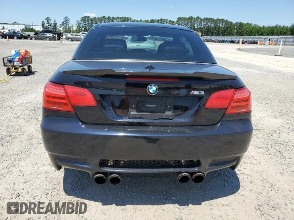 2011 BMW M3 z VIN WBSDX9C55BE784246, wystawiony jako Copart lot #58128355 z przebiegiem 125 245 mil mil oraz Tytuł czysty. Historia ofert i sprzedaży dostępna na DreamBid. Obrazek 6.
