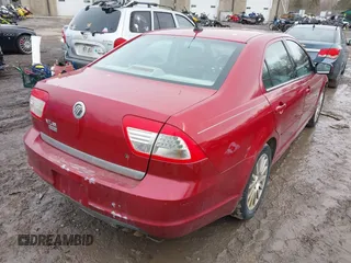 2008 Mercury Milan Premier with VIN 3MEHM08Z08R658048, listed as a IAAI auction lot 41785611 with 187,944 mi miles and . Bid and sale history available at DreamBid. Image 4.
