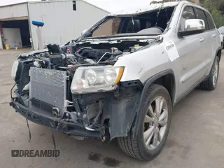 2011 Jeep Grand Cherokee Laredo with VIN 1J4RS4GG1BC646719, listed as a IAAI auction lot 42056300 with Not Provided miles and . Bid and sale history available at DreamBid. Image 6.