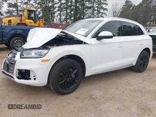 2020 Audi Q5 Premium with VIN WA1ANAFY0L2071405, listed as a IAAI auction lot 41672065 with 42,105 mi miles. Bid and sale history available at carsss.com. Image 18.