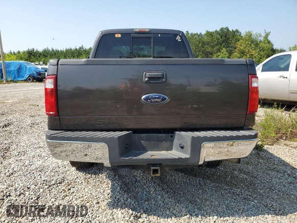 2008 Ford F-250 XL z VIN 1FTSW21R98ED16222, wystawiony jako Copart lot #58410105 z przebiegiem 223 806 mil mil oraz Szkoda całkowita • Salvage title. Historia ofert i sprzedaży dostępna na DreamBid. Obrazek 6.